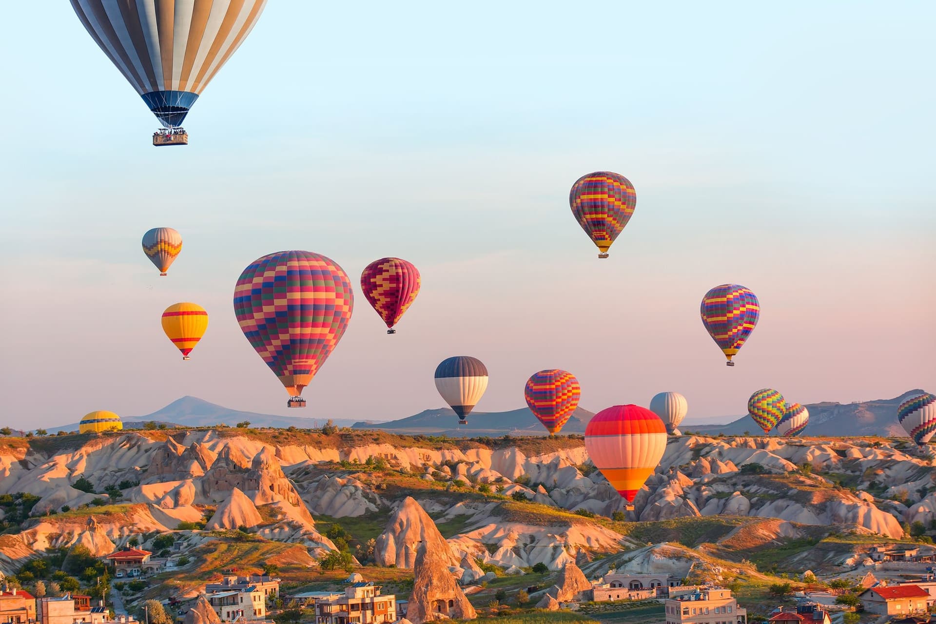 Cappadocia Hot Air Balloon Flight Experience - Image 2