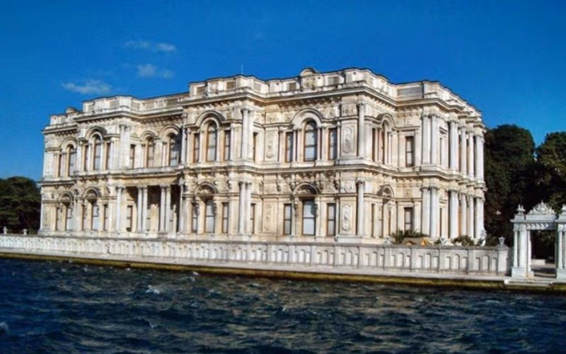Istanbul Beylerbeyi Palace & Two Continents Tour (Half Day Afternoon) - Image 1
