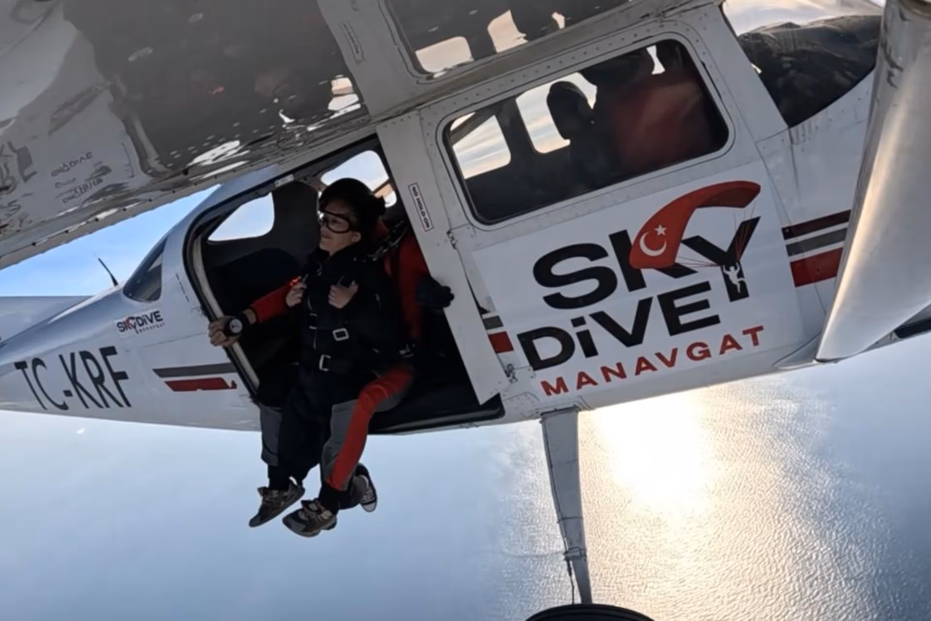 Skydive Antalya: Manavgat Tandem Jump Experience with Transfers - Image 4