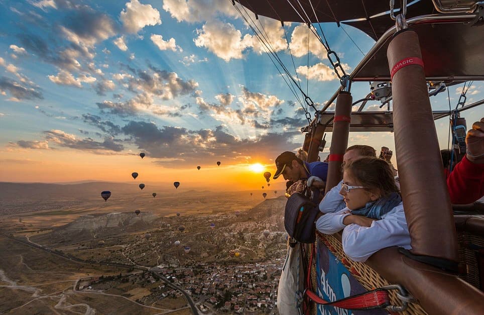 Cappadocia Hot Air Balloon Flight Experience - Image 3